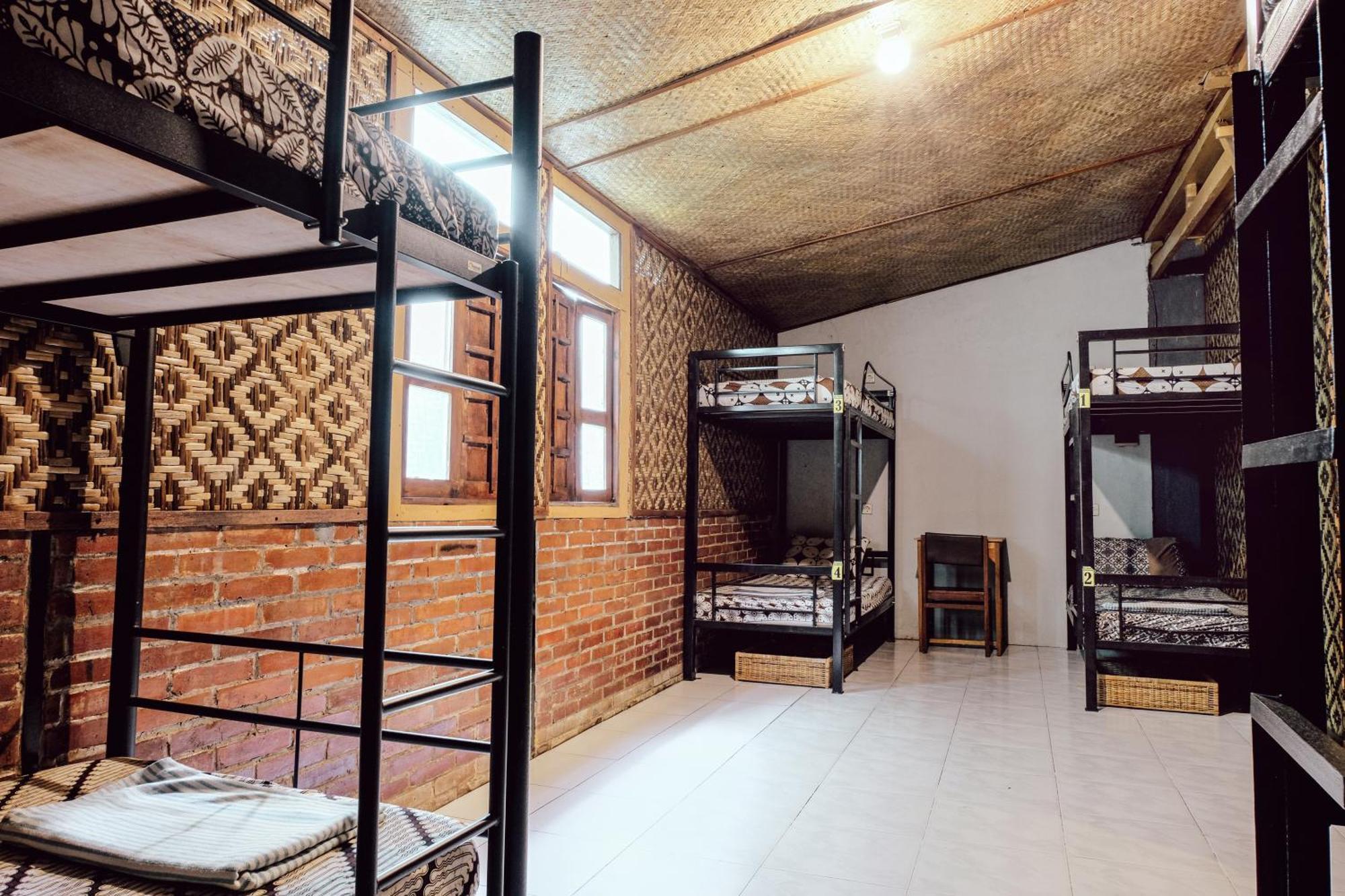 Glory Homestay Yogyakarta Exterior foto