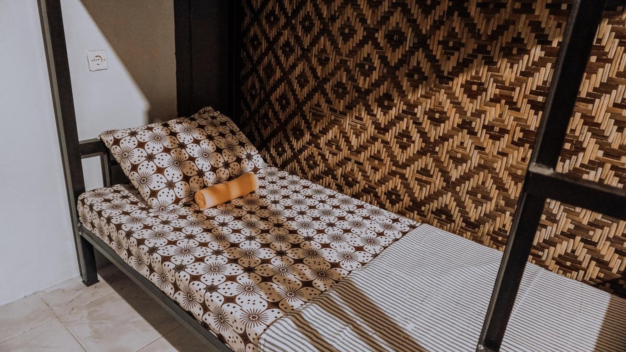 Glory Homestay Yogyakarta Exterior foto
