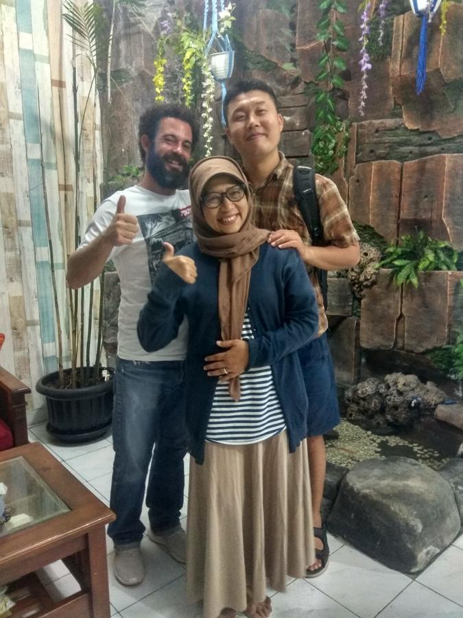 Glory Homestay Yogyakarta Exterior foto